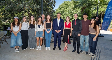 Şato’nun terasları İzmirliler için sosyal yaşam alanına dönüştü