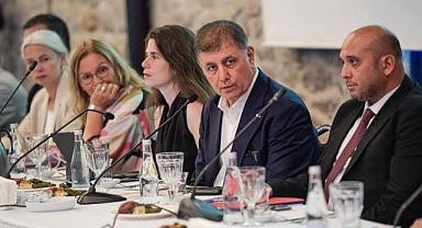 Tugay: Elimizin altında olan hazineleri görmeliyiz