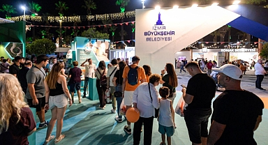 Fuar'da bulunan bu stant can dostları sevindiriyor