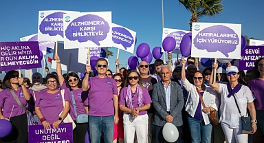 Güzelbahçe’de Dünya Alzheimer Günü Yürüyüşü