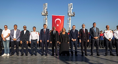 İzmir’de İtfaiye Haftası kutlamaları resmi törenle başladı