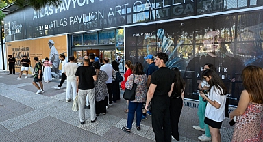 İzmir Enternasyonal Fuarı’nda Atatürk ve Refik Anadol sergilerine büyük ilgi