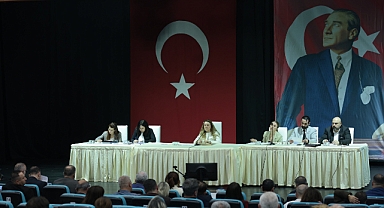 Konak Belediye Meclisi kasım ayı ilk toplantısını gerçekleştirdi