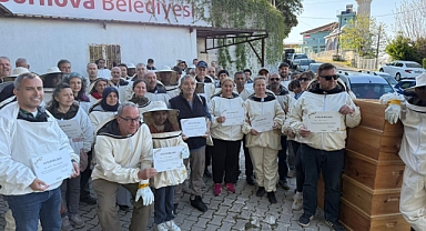 Bornova’da 10. kurs tamamlandı Arıcılığa güçlü destek