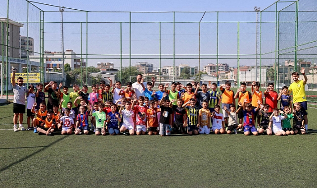 Buca’da yaz tatili futbolla renkleniyor
