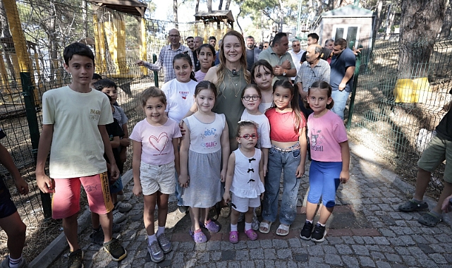 Konak'ta Başkan Mutlu Macera Parkı’nda çocuklarla bir araya geldi